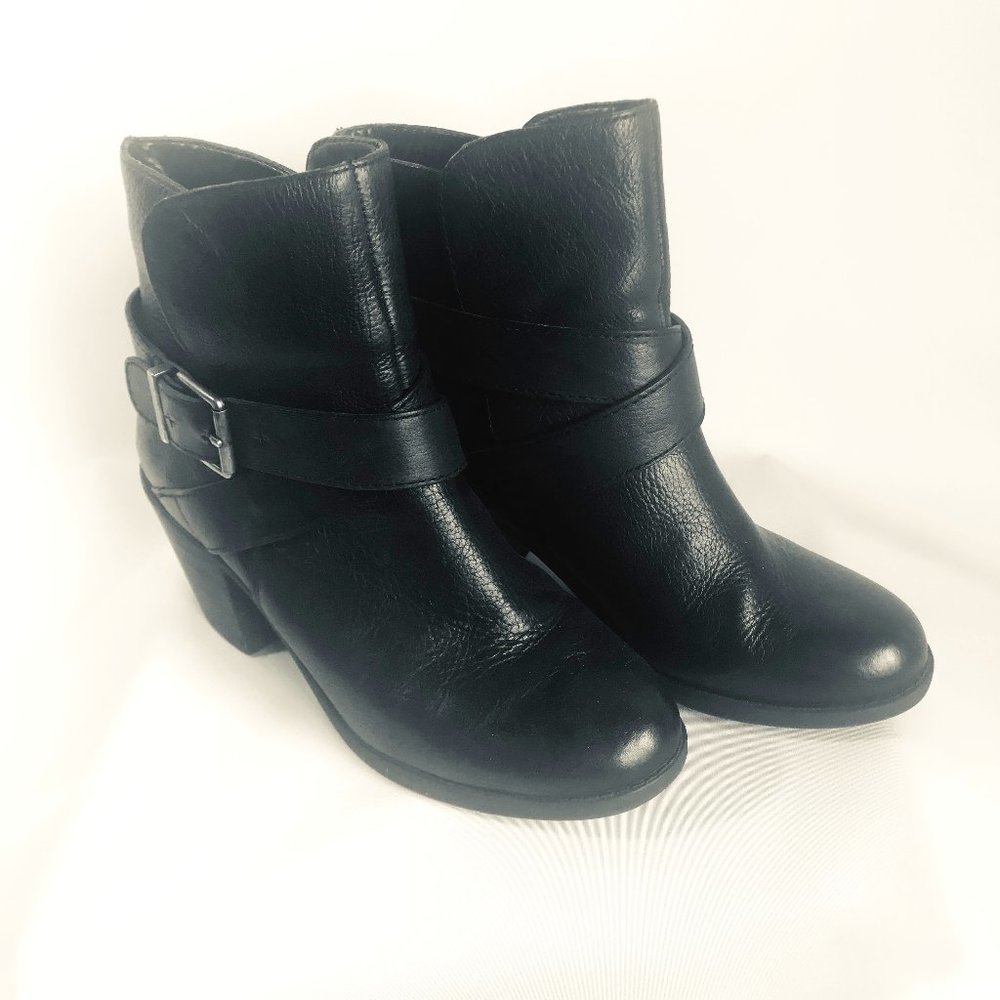 BCBGeneration Aries Women's Black Ankle Boots - Picture 3 of 6